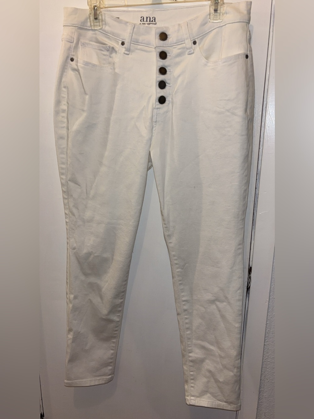 White Women’s Skinny Ankle Button-Fly Pants